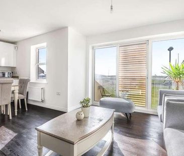 Berryfields, Aylesbury, HP18 - Photo 2