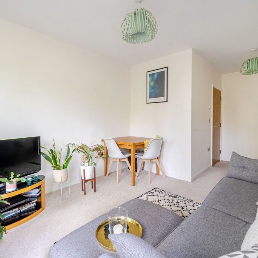 Boundaries Road, Balham, London, SW12 - Photo 1