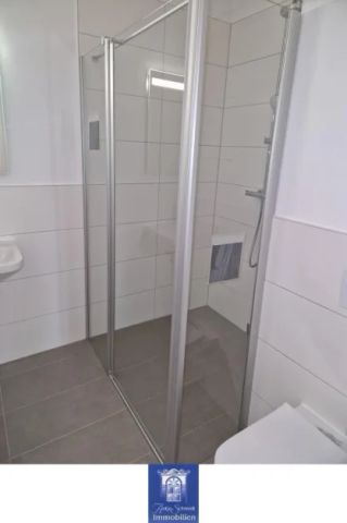 Extravagante 2-Zimmerwohnung im Erstbezug! Barrierefrei, 2 Bäder und Balkon! - Photo 3