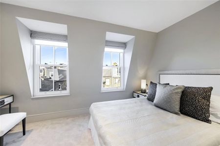 4 bedroom terraced house to rent - Photo 3