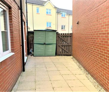 3 bedroom townhouse to rent - Photo 3