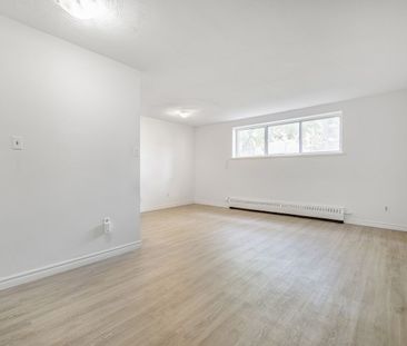 For Lease - 165 Colborne Avenue Unit# 102, Richmond Hill, Ontario - Photo 6