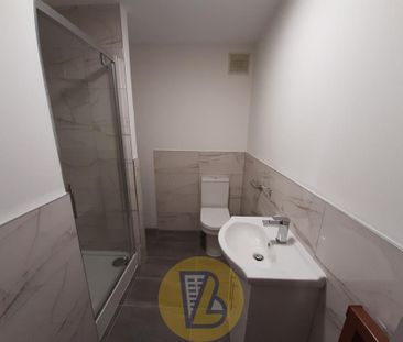 1 bedroom block of apartments to rent - Photo 3