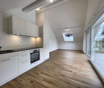 Moderne & helle 2.5 Dachwohnung in Escholzmatt - Foto 1