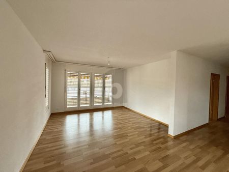 COZY WITH BALCONY - Foto 3