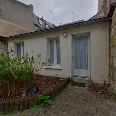 Location Appartement 2 pièces 37m² CHATELLERAULT 86100 - Photo 4