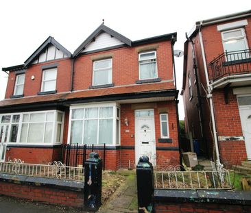 House of Multiple Occupation to rent on - Photo 5