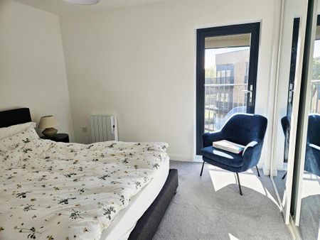 2 bedroom flat to rent - Photo 4