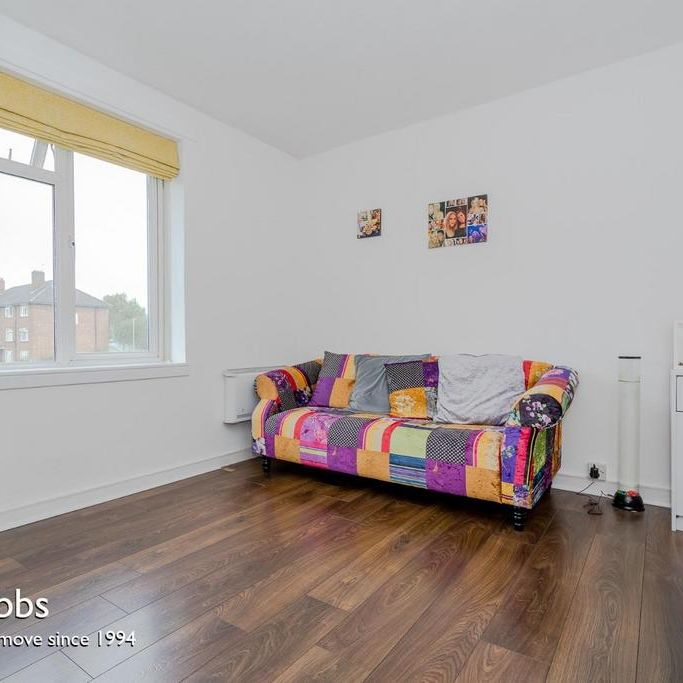 3 bedroom apartment to rent - Photo 1