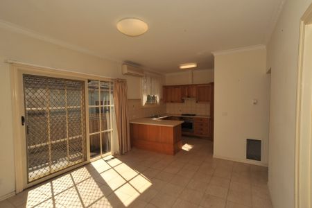 Perfectly Located Three Bedroom Property! - Photo 3