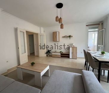 Alquiler de piso en Calle Padre Torres Silva, 21 - Photo 2