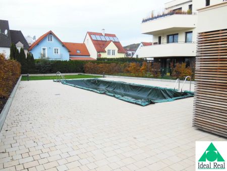 Elegante 3-Zimmer-Wohnung mit Balkon, Garagenplatz und Pool - Photo 4