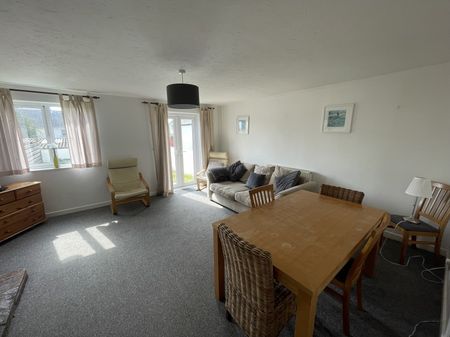 7 Trenarth, Penryn - 2025 STUDENT PROPERTY - Photo 3