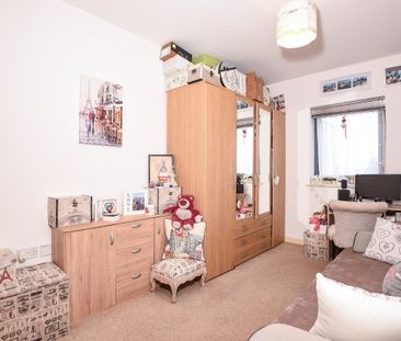 1 bedroom flat to rent - Photo 6