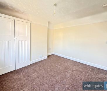 3 bedroom semi-detached house to rent - Photo 6