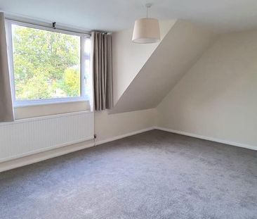 3 bedroom semi-detached house to rent - Photo 6