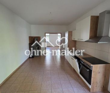 Helle Wohnung, Hochparterre mit Kamin und Einbauküche - Photo 3