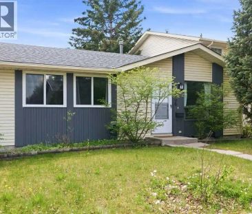 Ranchlands NW Calgary Private Main Floor 3Bd 1Bath — 3 Bedrooms Main Floor - Photo 1