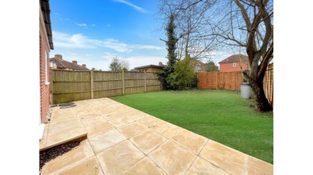 Ground Floor Front Room (1), 32 Valentia Road, Oxford OX3 7PL - Photo 5