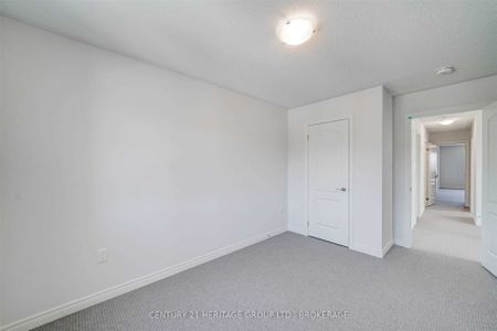 For Lease - 5 Frederick Taylor Way, East Gwillimbury, Ontario - Photo 5