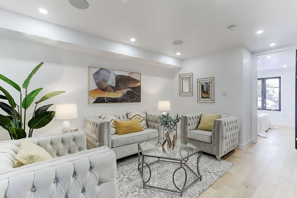 For Lease - upper 15 Holborne Avenue, Toronto, Ontario - Photo 1