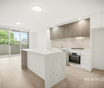 “LUXURY UNIT WITH 2ND BEDROOM OR STUDY” - Photo 6