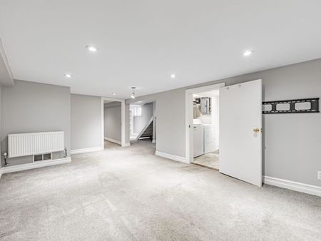 For Lease - 105 Ronan Avenue, Toronto, Ontario - Photo 4