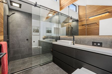 Fully Furnished - CBD & Hospital Precinct - Photo 4