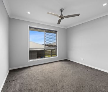 33 Stormbird Street, Redbank Plains QLD 4301 - House For Rent | Domain - Photo 2