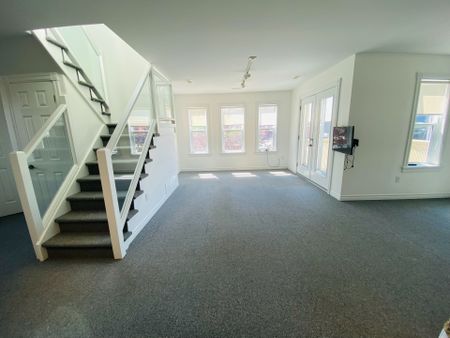 For Lease - 23 Saint Marie Street Unit# 2, Collingwood, Ontario - Photo 4