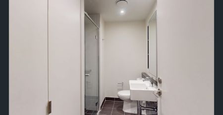 Light, Style & Waterfront Convenience in EXO Docklands - Photo 4