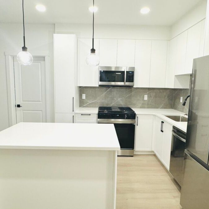 Brand New Condo – 2 Bathrooms! - Photo 1