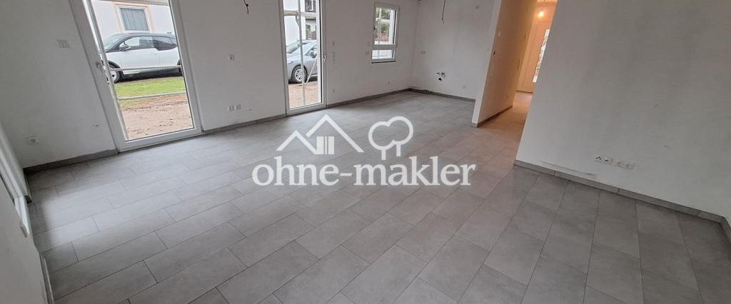 Erstbezug gehobene DHH mit S-Bahn-Nähe, fußläufig zum Bahnhof, top Anbindung nach München - Photo 1