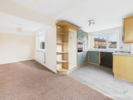 3 bedroom semi-detached house to rent - Photo 5