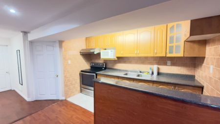 For Lease - 52 Lakespring Drive Unit# Basement, Markham, Ontario - Photo 3