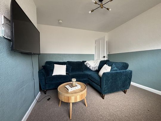 3 bedroom terraced house to rent - Photo 1