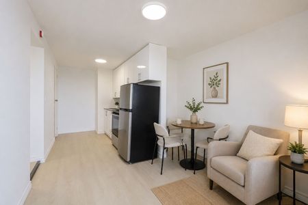 For Lease - 2204 Dufferin Street Unit# 107, Toronto, Ontario - Photo 2