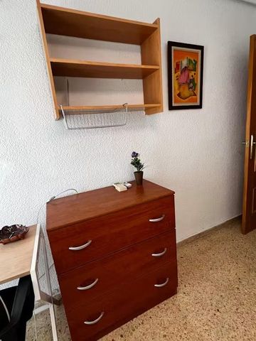 Carrer del Mestre Esteban Català, Valencia, Valencian Community 46010 - Foto 5