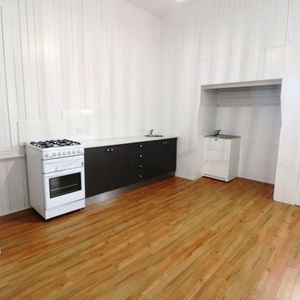 2/7 Raff Street, North Toowoomba - Photo 2