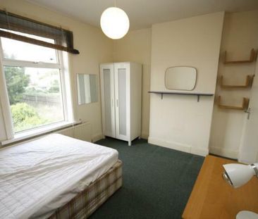 6 bedroom detached house to rent - Photo 1