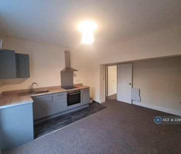 1 bedroom flat to rent - Photo 4