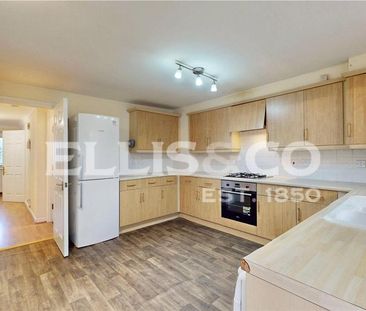 1 bedroom in a house share to rent - Photo 1