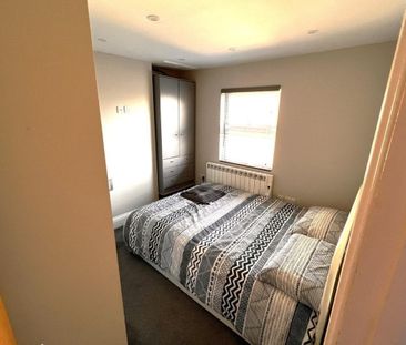 Temple Street - Photo 2