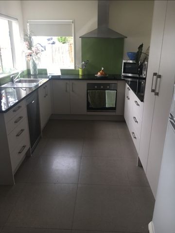 3/14B Moffat Road, Red Beach - Photo 3