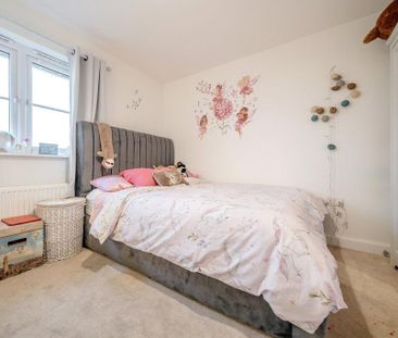 4 bedroom detached house to rent - Photo 6