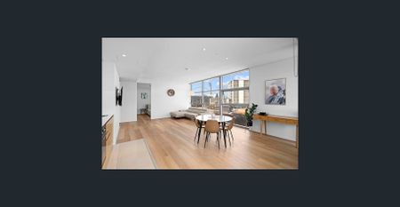 Dual-Key Apartment in Prime Riverside Location - Photo 4