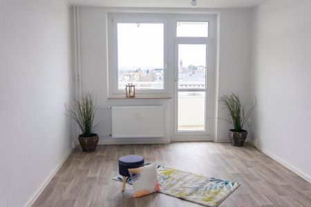 Modernisierte 3-Raum-Wohnung mit Balkon - Photo 4