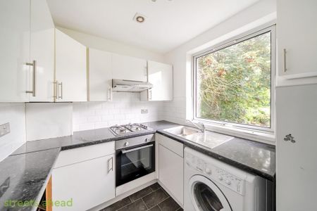 2 bedroom end of terrace house to rent - Photo 5