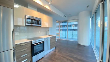 For Lease - 42 Charles Street Unit# 1602, Toronto, Ontario - Photo 5