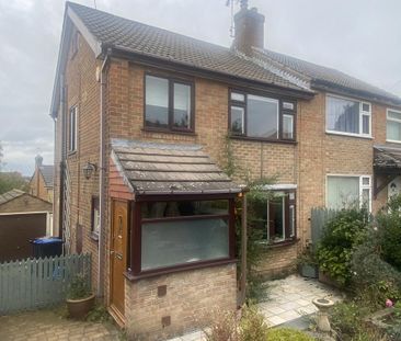 3 bedroom semi-detached house to rent - Photo 2